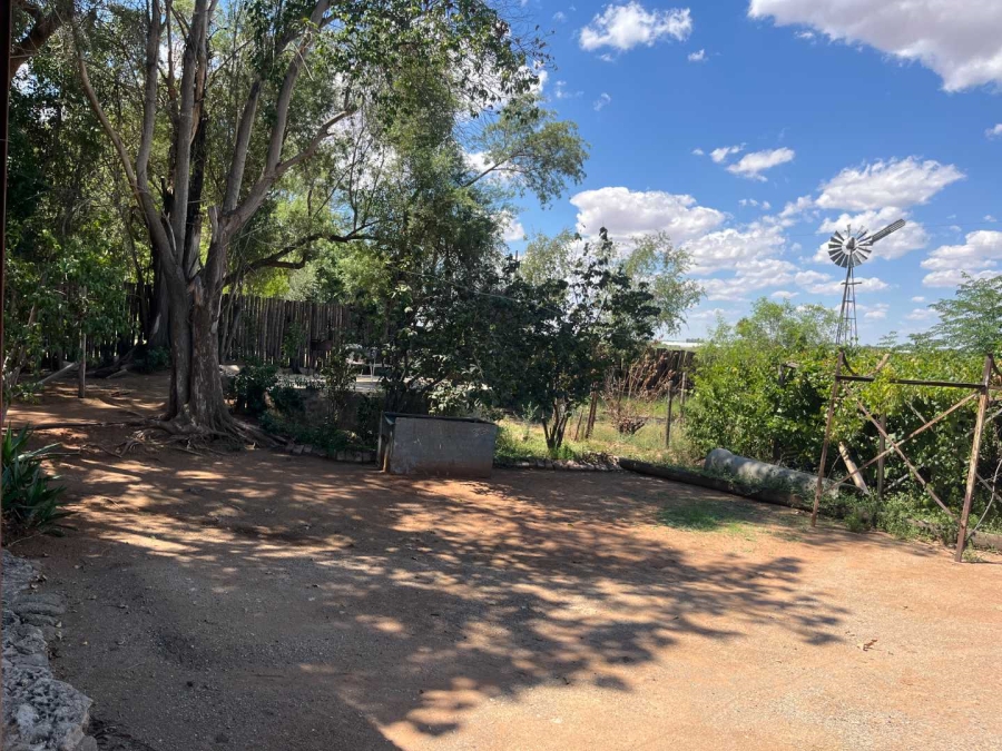 3 Bedroom Property for Sale in Kanoneiland Northern Cape